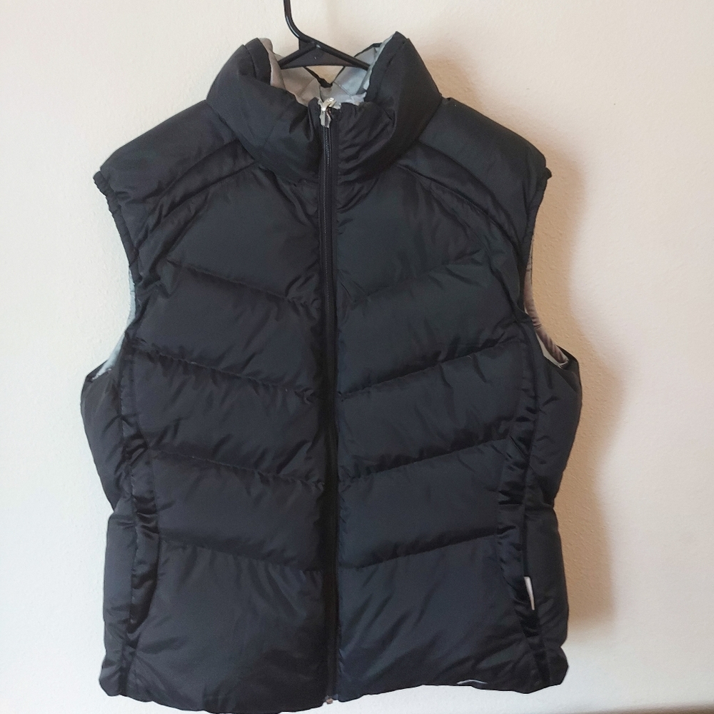 Nike vest.